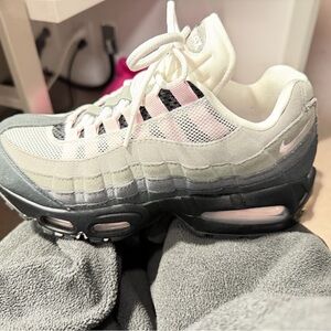 Nike Women's Air Max 95 - IG Pink Foam 2025